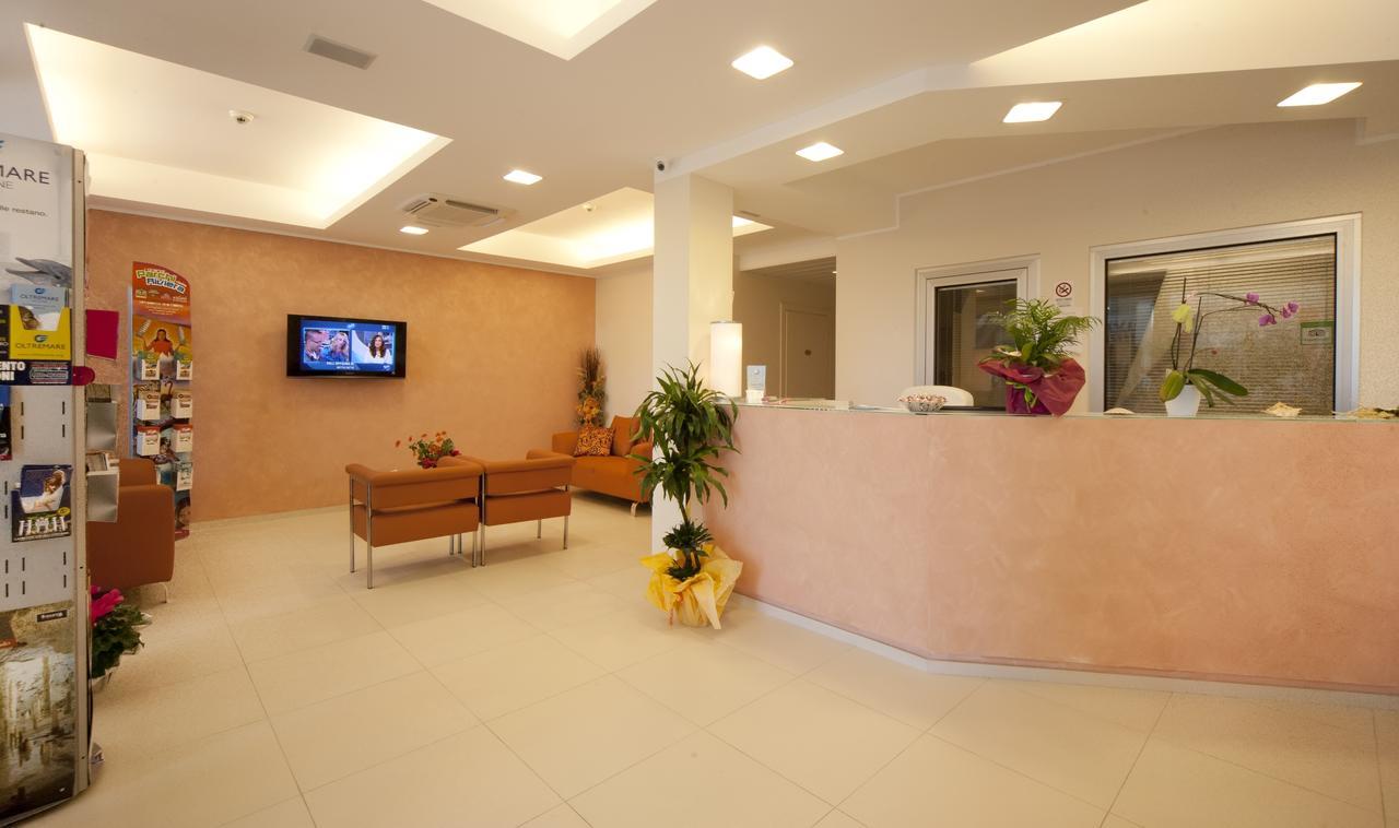 Residence Perla Misano Adriatico Exterior foto